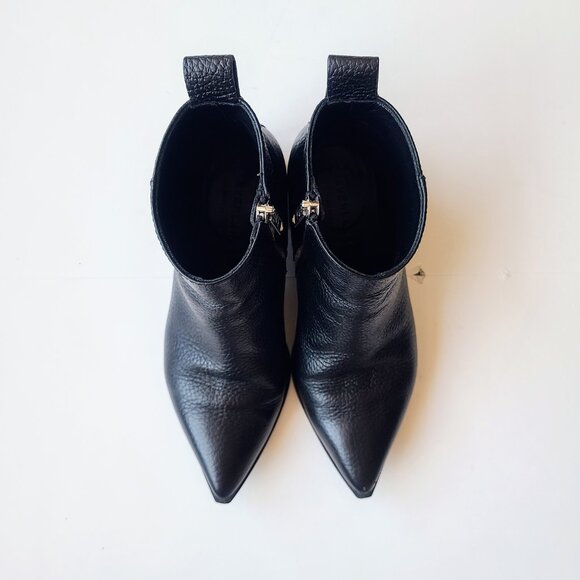 Everlane The Boss Matte Black Pebbled Leather Pointed Toe Ankle Booties Size 5.5 - Picture 10 of 16